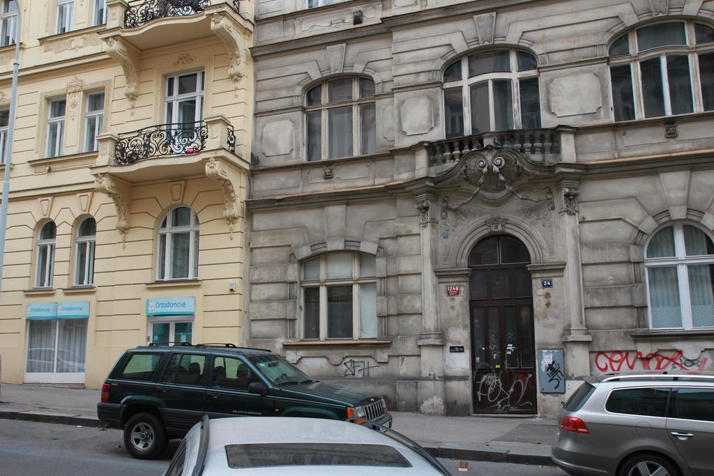 Apartment Rimska 34 Prague Ngoại thất bức ảnh